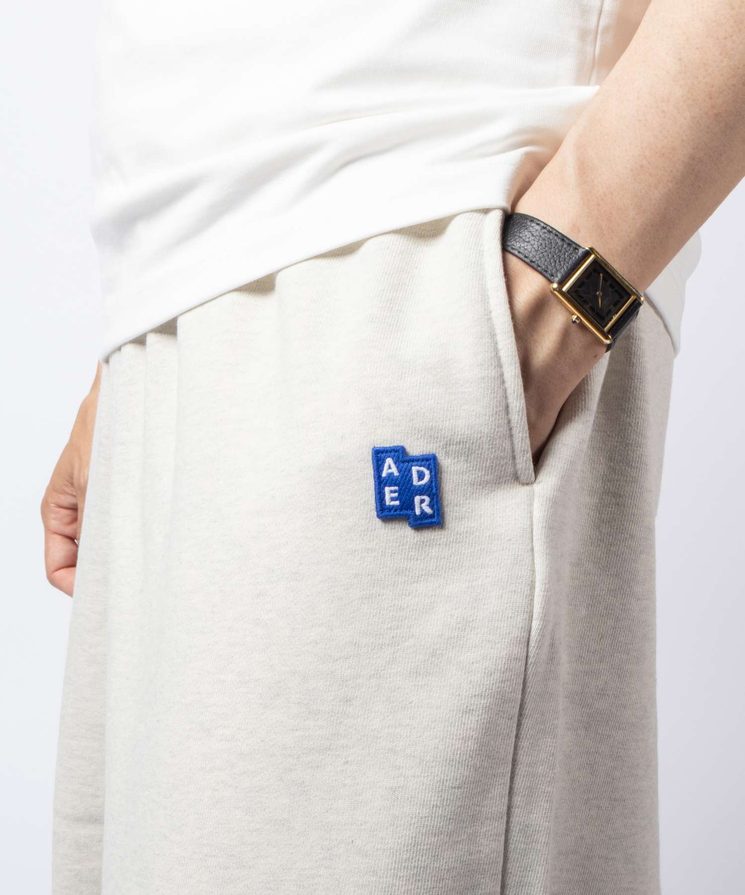 アーダーエラー ADERERROR SIG BL TAG SWEATPANTS 01 シグ ブルー タグ スウェットパンツ BO42FYSP0201 ユニセックス ボトムス