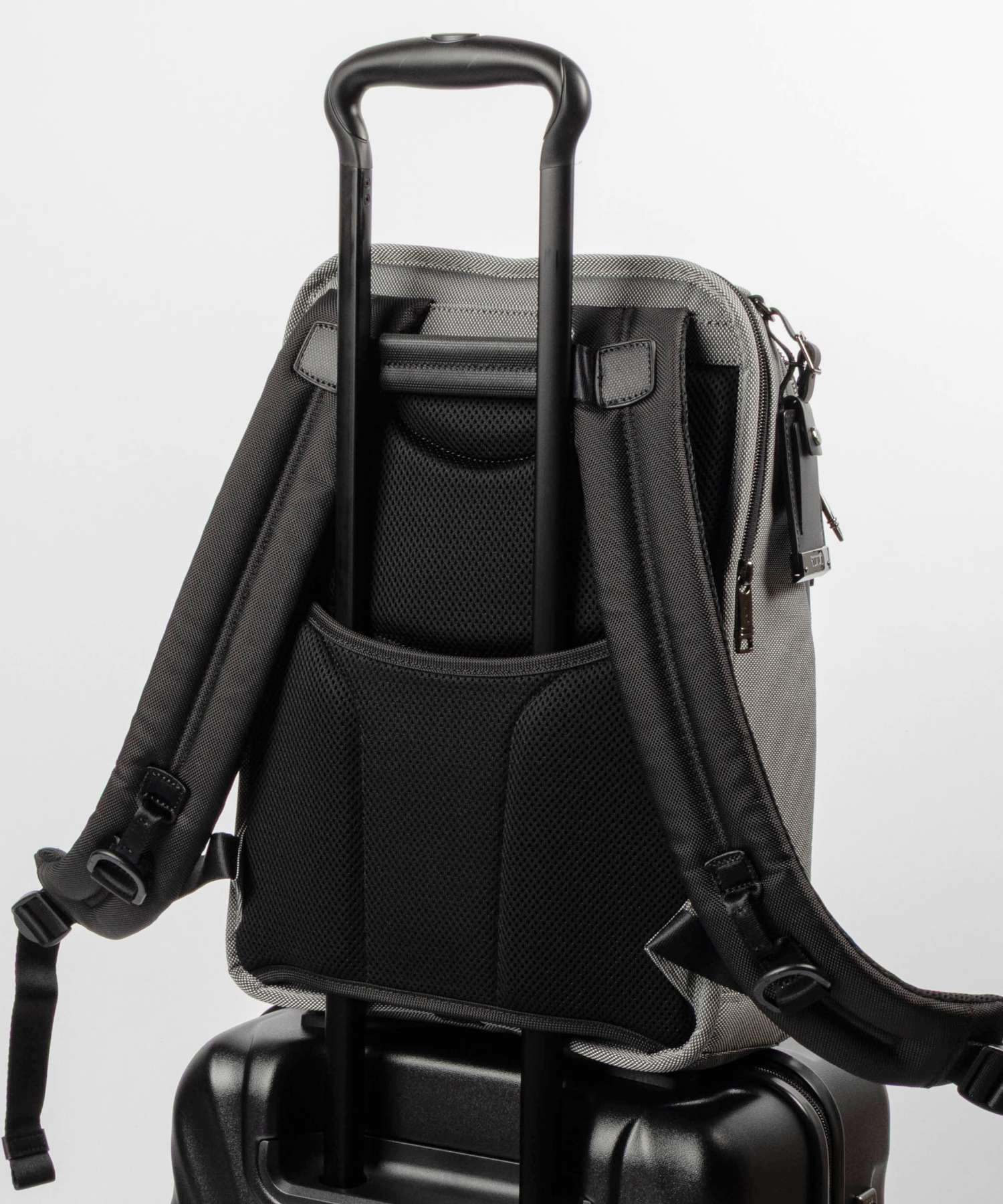 トゥミ TUMI ALPHA アルファ Slim Backpack スリム バックパック 02603581D3 117339 02603581MTGY3 148596 リュックサック ビジネス 通勤 メンズ バッグ ブラック
