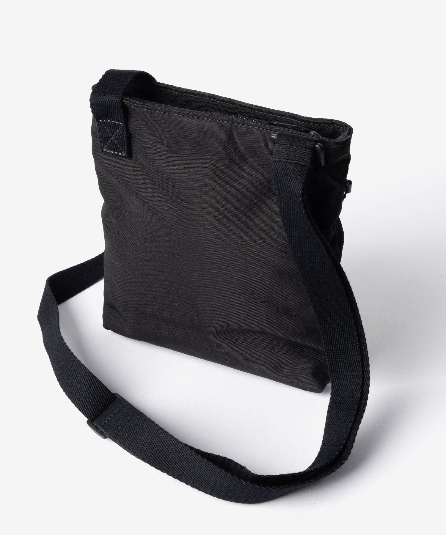 カルバンクライン Calvin Klein BOLD FLATPACK ボールド フラットパック LV04D3178G ショルダーバッグ メンズ バッグ