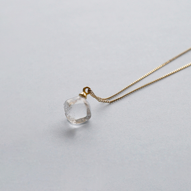 正規販売【HARIO】ハリオ ネックレス メルティキューブ HAA-MC-001N ガラス ゴールド 女性 レディース アクセサリー おしゃれ 上品 母の日 カジュアル フォーマル 誕生日