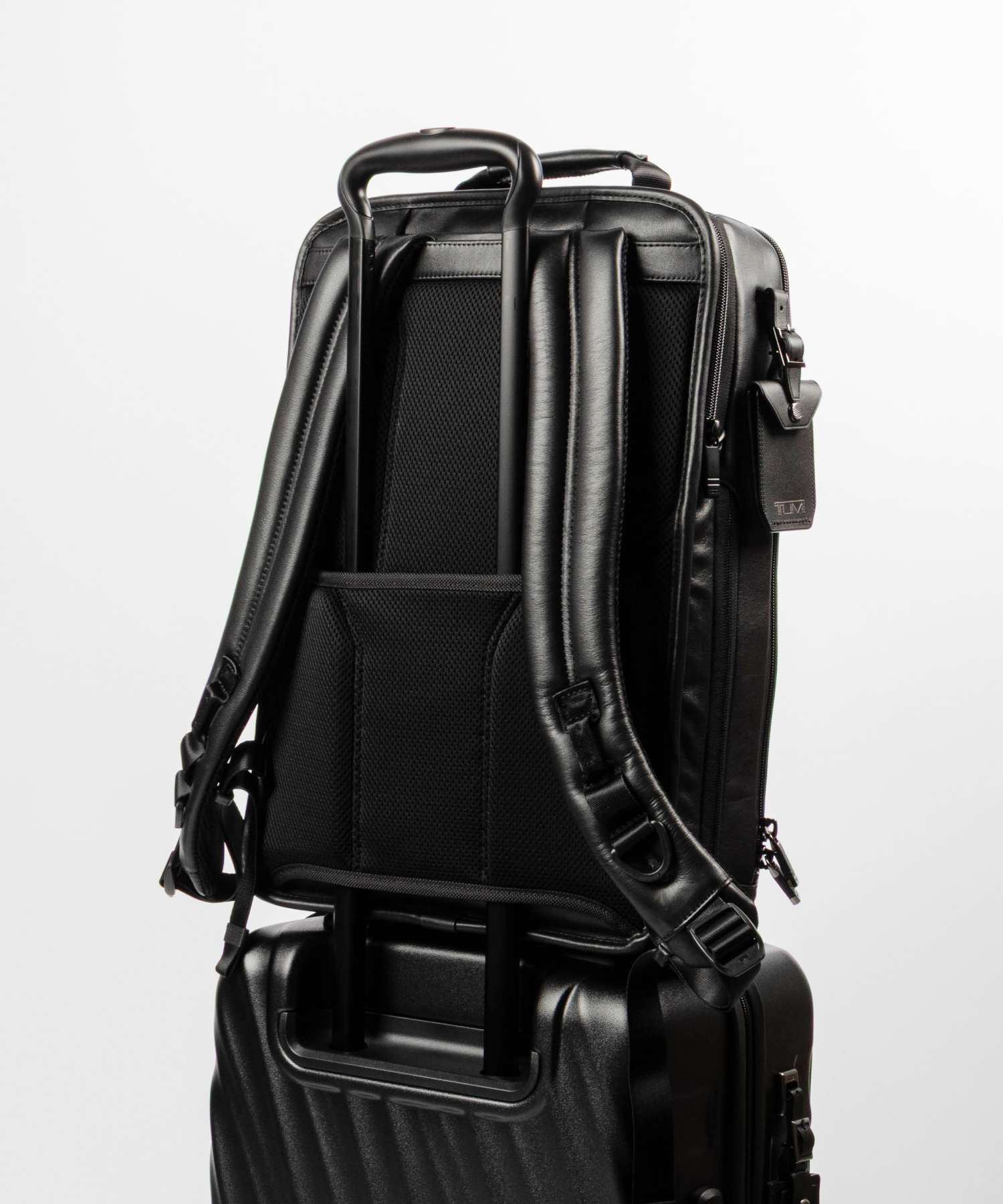 トゥミ TUMI ALPHA アルファ LARGE 17" EXP BACKPACK ラージ 17インチ エクスパンダブル バックパック 09203723DL4 158983 リュックサック メンズ バッグ