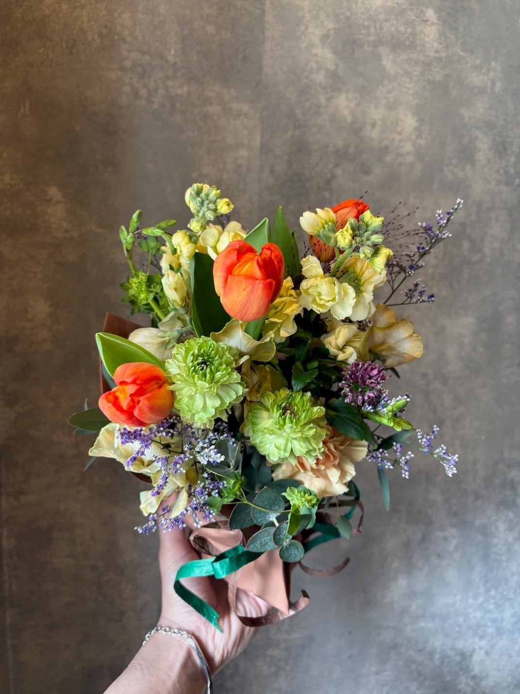 Season Flower Arrangement【M】フラワーアレンジメント ギフト プレゼント 誕生日 記念日  母の日 父の日