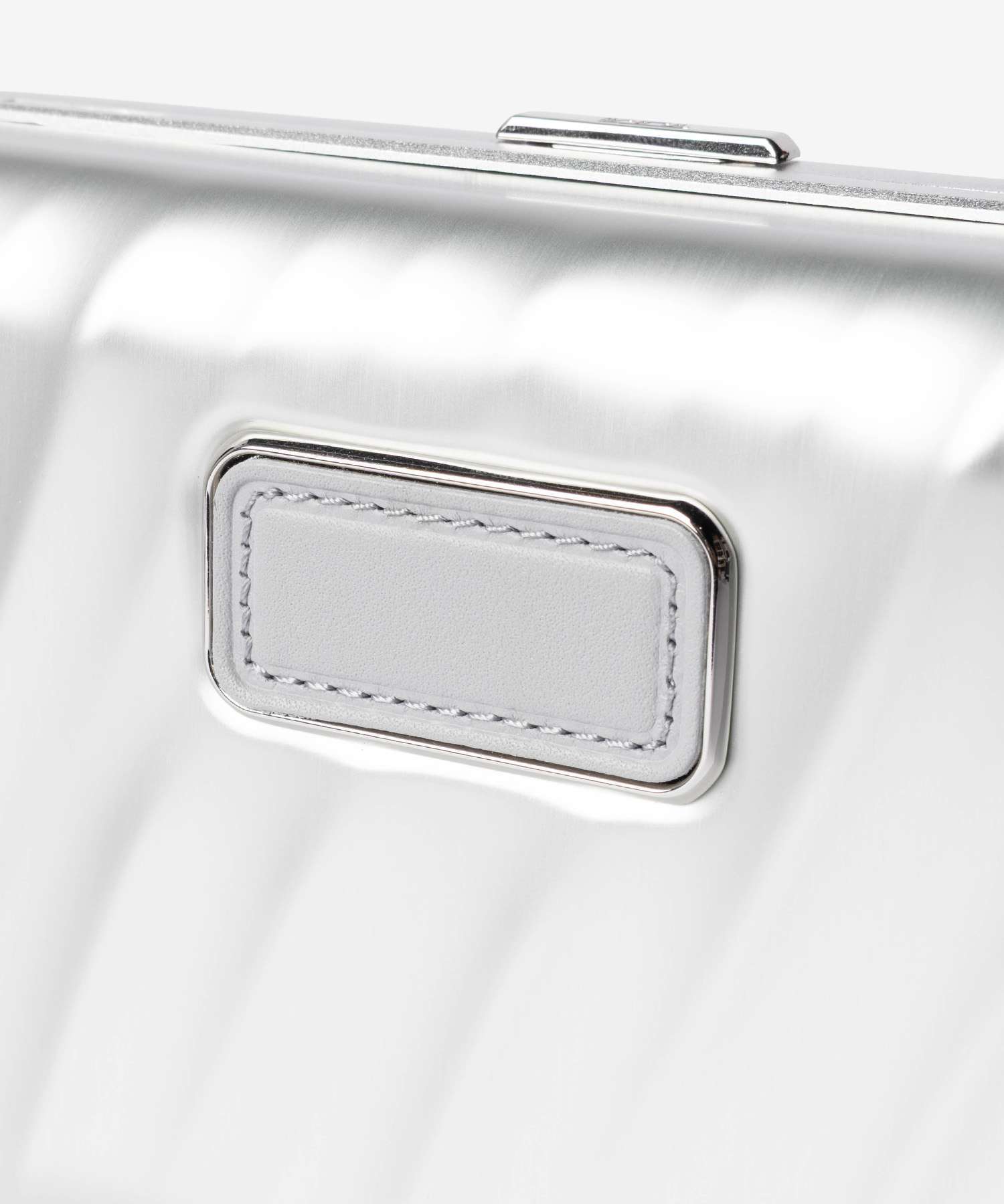 トゥミ TUMI 19 DEGREE ALUMINUM ディグリー アルミニウム MINAUDIERE ミノディエール 148635 ショルダーバッグ クラッチバック レディース バッグ
