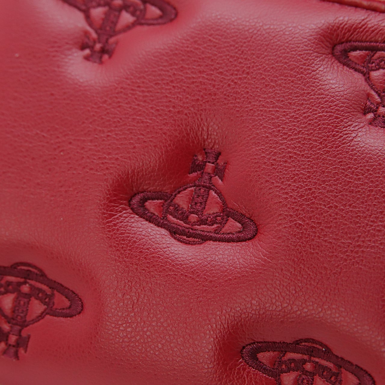 ヴィヴィアンウエストウッド カードケース カードホルダー レディース メンズ 男女兼用 パスケース Vivienne Westwood ヴィヴィアン マルチオーブ型押し レッド VW4299 (54020012W-S002K-H201) 【2026年秋冬モデル】 【ラッピング無料 誕生日 お祝い プレゼント ギフト 贈り物】