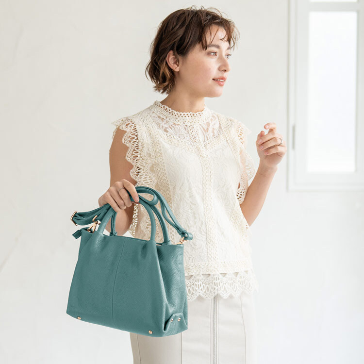 本革 バッグ レディース mieno spira ブランド 牛革 革 レザー ショルダーバッグ トートバッグ 2WAY ショルダーベルト付き ハンドバッグ 斜めがけ オフィス 通勤 黒 ブラック ベージュ ママ 卒業式 入学式 ギフト プレゼント 5F (07000195r)