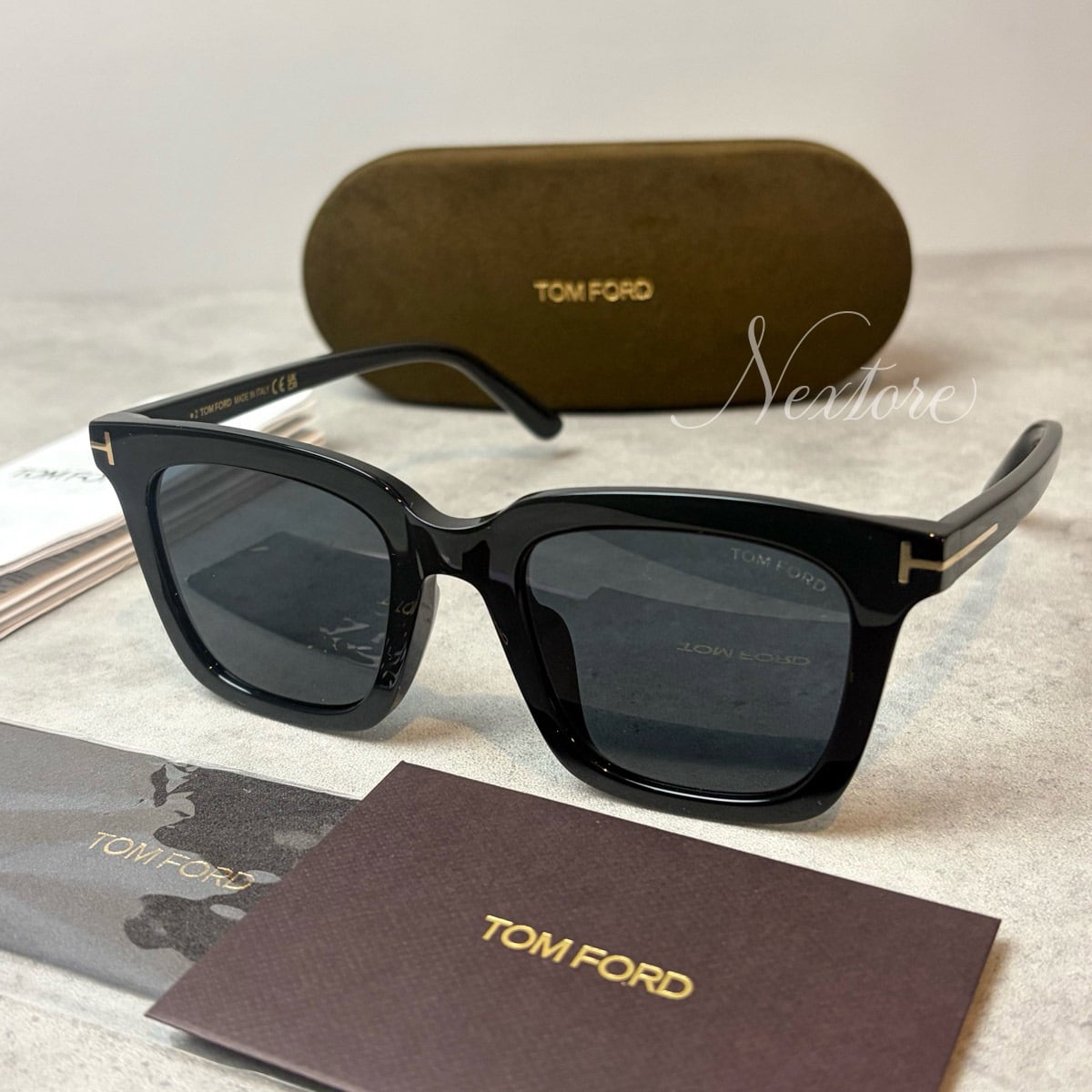 【並行輸入品】【正規品・新品 箱付き】TOMFORD トムフォード TF970K FT970K 01A イタリア製 サングラス メガネ 眼鏡 メンズ レディース TOM FORD トム フォード 伊達メガネ