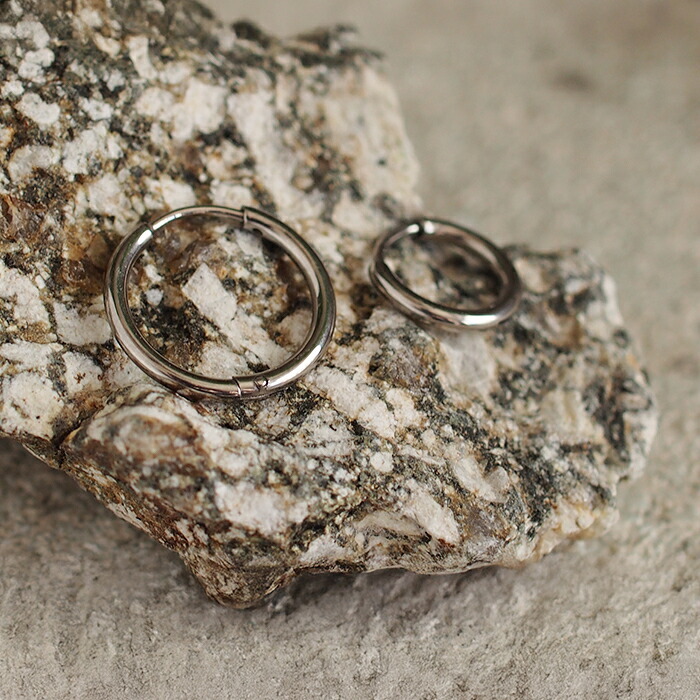 フープピアス  つけっぱなし 金属アレルギー対応 ステンレス 幅1.6ｍｍ × 内径 8mm 12mm 中折れ 大人 上品 通勤 オフィス シンプル
