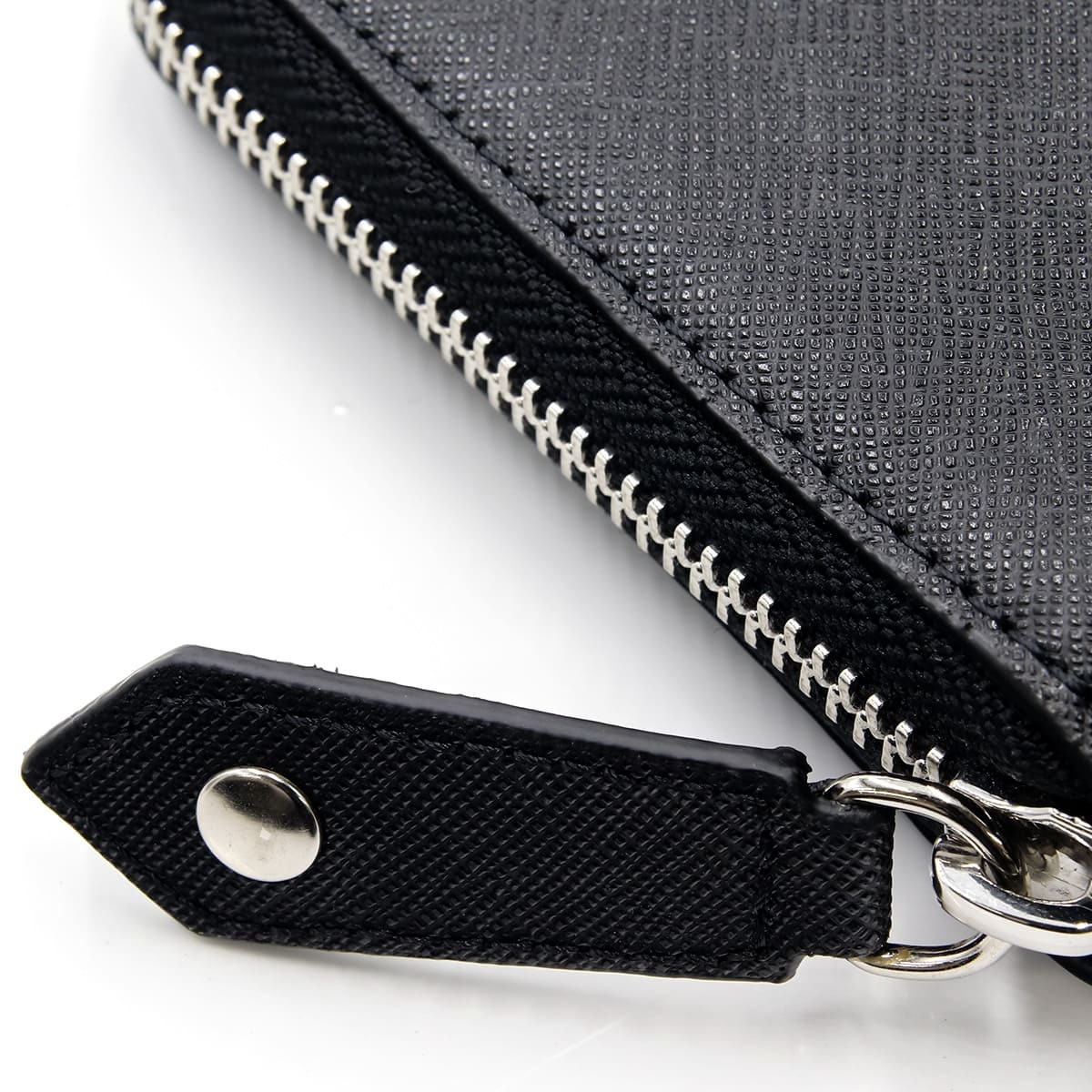 ヴィヴィアンウエストウッド 財布 二つ折り財布 メンズ レディース Vivienne Westwood 51010043 L001N LA N402 ブラック サフィアーノ 本革 ラウンドファスナー 小銭入れあり オーブ ロゴ コンパクト