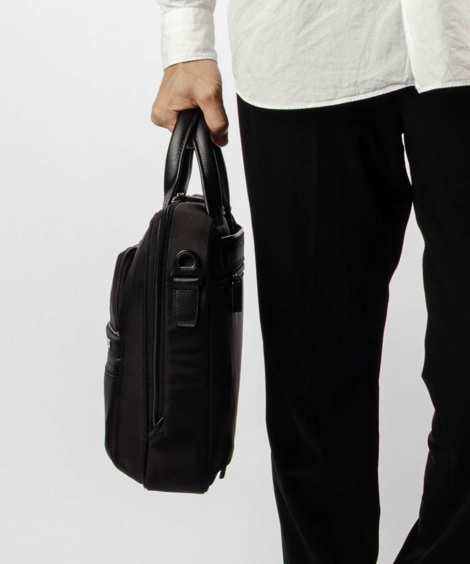 トゥミ TUMI ALPHA アルファ MEDIUM 15 BRIEFCASE ミディアム 15インチ ブリーフケース 02203728D4 158969 ビジネスバッグ ショルダーバッグ メンズ バッグ