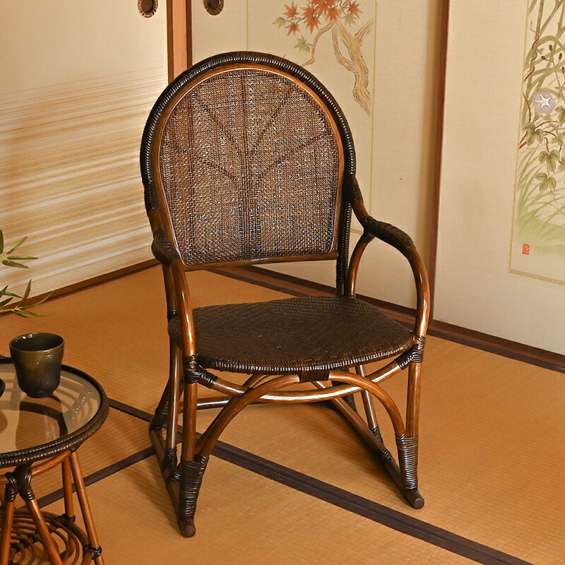 チェア 椅子 ラタン 籐 木製 パーソナル ハンドメイド スツール アジアン ナチュラル ジャパニーズ レトロ クラシック おしゃれ 手作り 和風 軽い 高級感 職人 リビング 縁側 籐家具 新生活