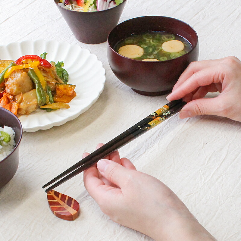 箸 お箸 はし おしゃれ かわいい 23cm カトラリー お弁当 大人 来客用 持ちやすい 木製 先 細い 子供 すべらない 天然木製 先角 プチギフト 粗品 プレゼント 引き出物 男性 女性 まとめ買い おはし 和風 赤 ナチュラル