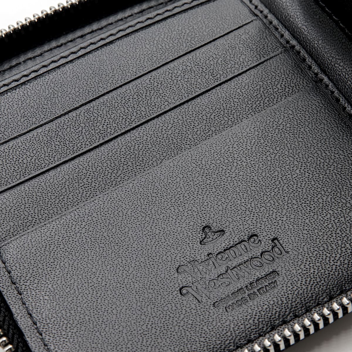 ヴィヴィアンウエストウッド 財布 二つ折り財布 メンズ レディース Vivienne Westwood 51010043 L001N LA N402 ブラック サフィアーノ 本革 ラウンドファスナー 小銭入れあり オーブ ロゴ コンパクト