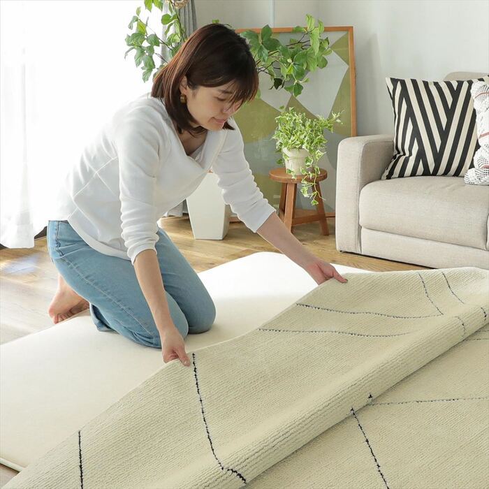 ラグ カーペット クッションマット マット 120×170cm ピタリ すべり止め 下敷き 滑り止め 手洗い 防音マット 防音 防ダニ加工 ホット 対応 床暖房対応 ウレタン入り下敷き 保温性 下 絨毯下 便利 無地 ホワイト オールシーズン