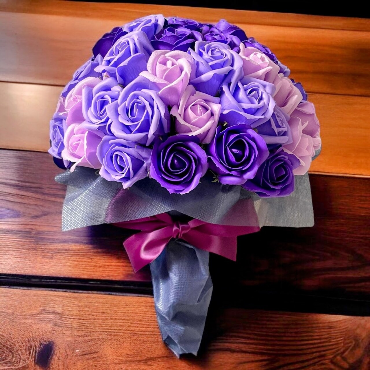 【パープルミックス】「サヴォンローズ」 花束 ブーケ バラの花束 薔薇の花束 花ギフト フラワーギフト フラワーボックス プロポーズ サプライズ ソープフラワー シャボンフラワー 石鹸フラワー 石鹸の花 石鹸のバラ 枯れない花 インテリア 母の日 父の日 敬老の日 クリスマス バレンタイン ホワイトデー 誕生日 入学 卒業 就職 結婚祝い 結婚記念日 退職祝い 記念日 
