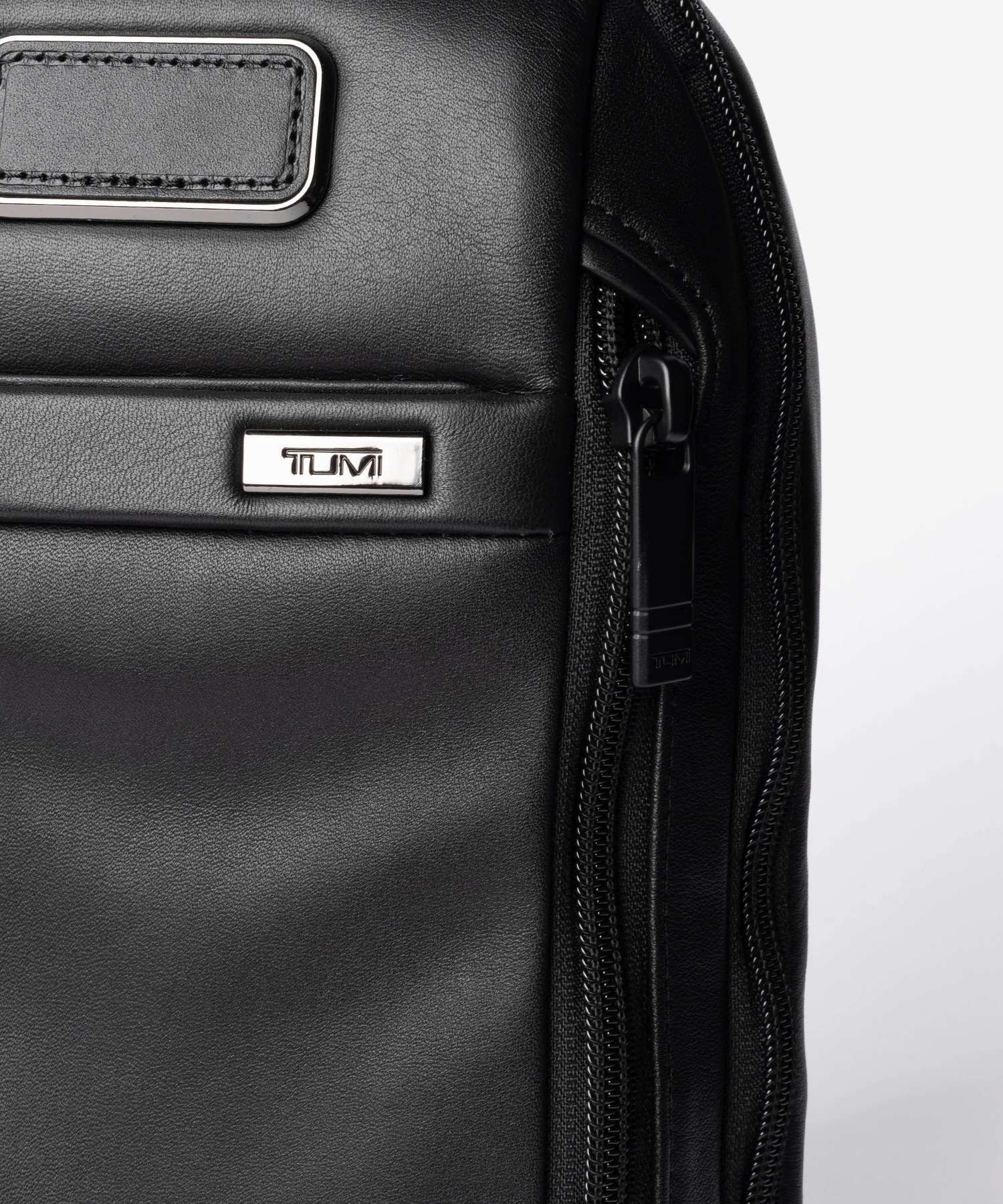 トゥミ TUMI ALPHA アルファ SLING スリング ボディーバッグ 09203729DL4 158978 ボディバッグ ショルダーバッグ メンズ バッグ