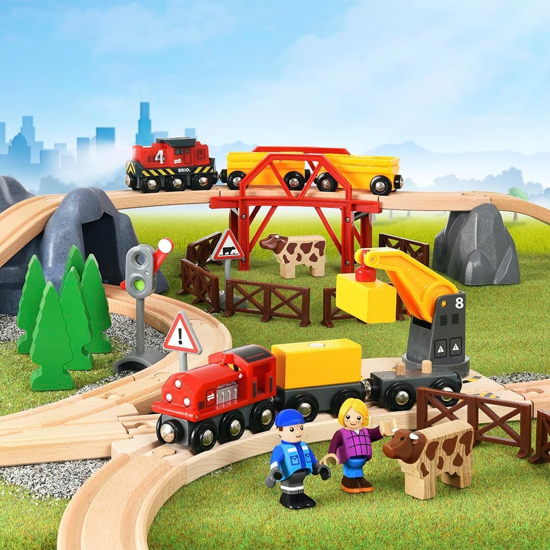 限定生産　BRIO (ブリオ) 2026年クリスマス限定レールセット 80000-145 [全66ピース] 専用ケース付き クリスマスプレゼント レールセット おもちゃ 木製レール　包装紙対応不可