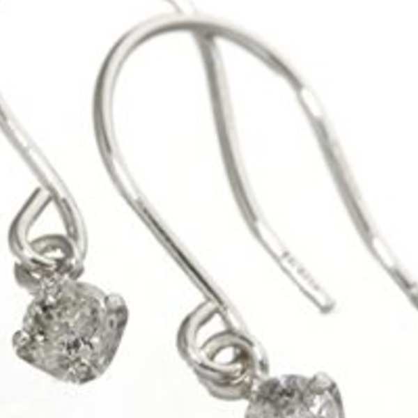ダイヤモンドピアス プラチナ PT900 0.1ct フックピアス レディース ジュエリー 揺れる 宝石 天然石 アクセサリー 誕生石 シンプル 上品 ギフト プレゼント 贈り物 誕生日 記念日