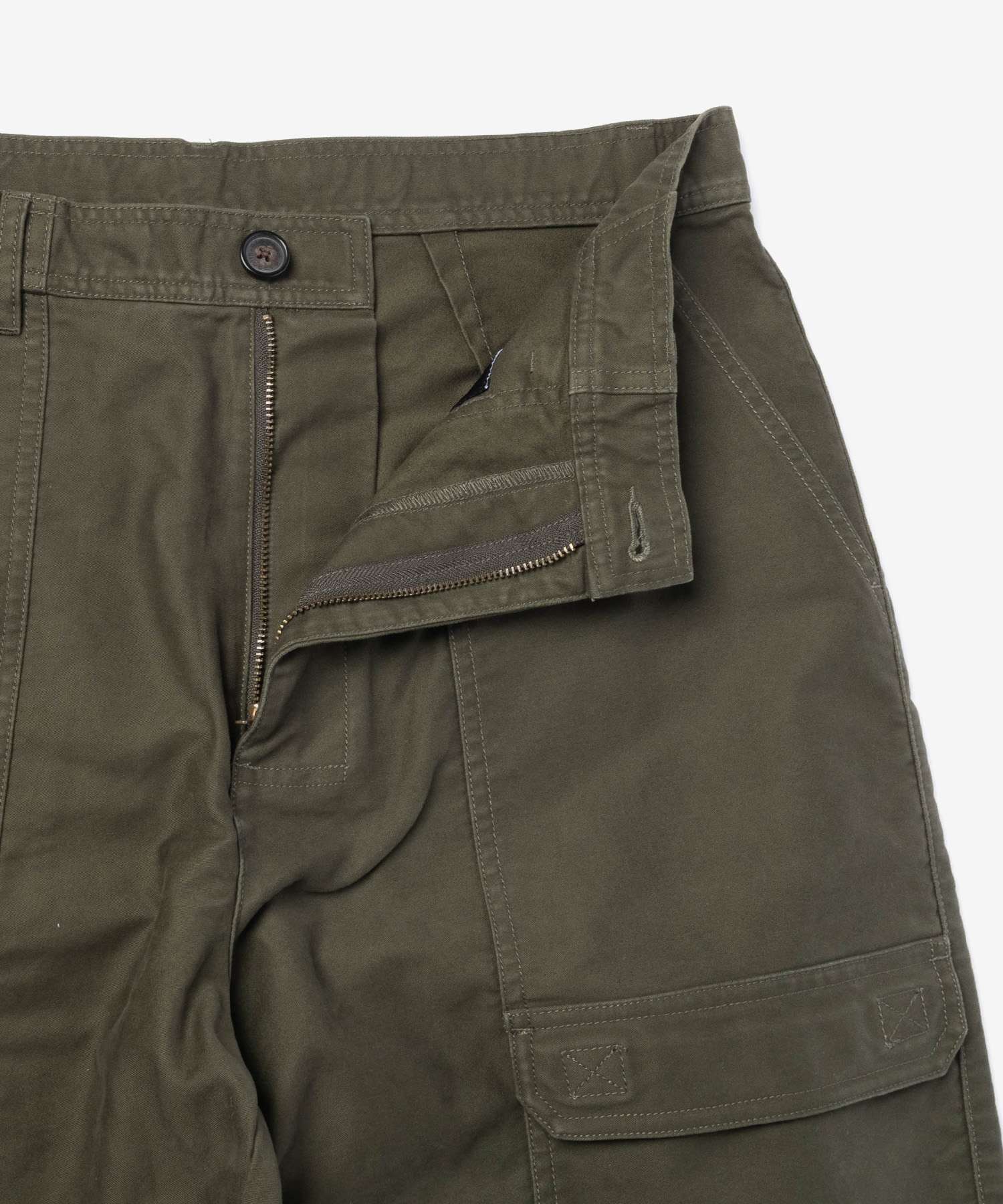 バブアー Barbour NEWBIRCH OS COTTON SATEEN TROUSER ニューバーチ カーゴ トラウザー MTR0774 ロングパンツ メンズ ボトムス
