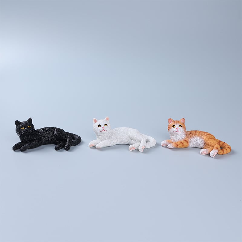 猫 置物 2個セット ミニチュア ねこ ネコ オブジェ 樹脂製 かわいい アニマル 車載 インテリア ダッシュボード 卓上 飾り 小型 デコレーション 雑貨 プレゼント