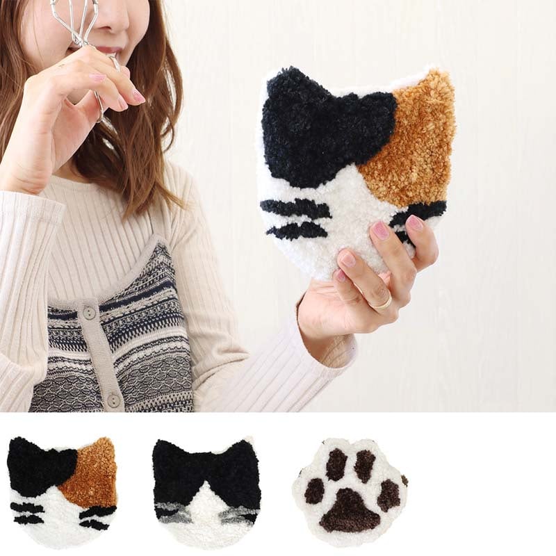 ミラー 手鏡 タフティングミラー 猫 コンパクトミラー ふわふわ もこもこ アニマル かわいい ねこ ネコ キャット 可愛い おしゃれ 鏡 アジアン雑貨 持ち運び ミケ ハチワレ 肉球 CAT 猫グッズ 15cm 贈り物 プレゼント ギフト もこもこ