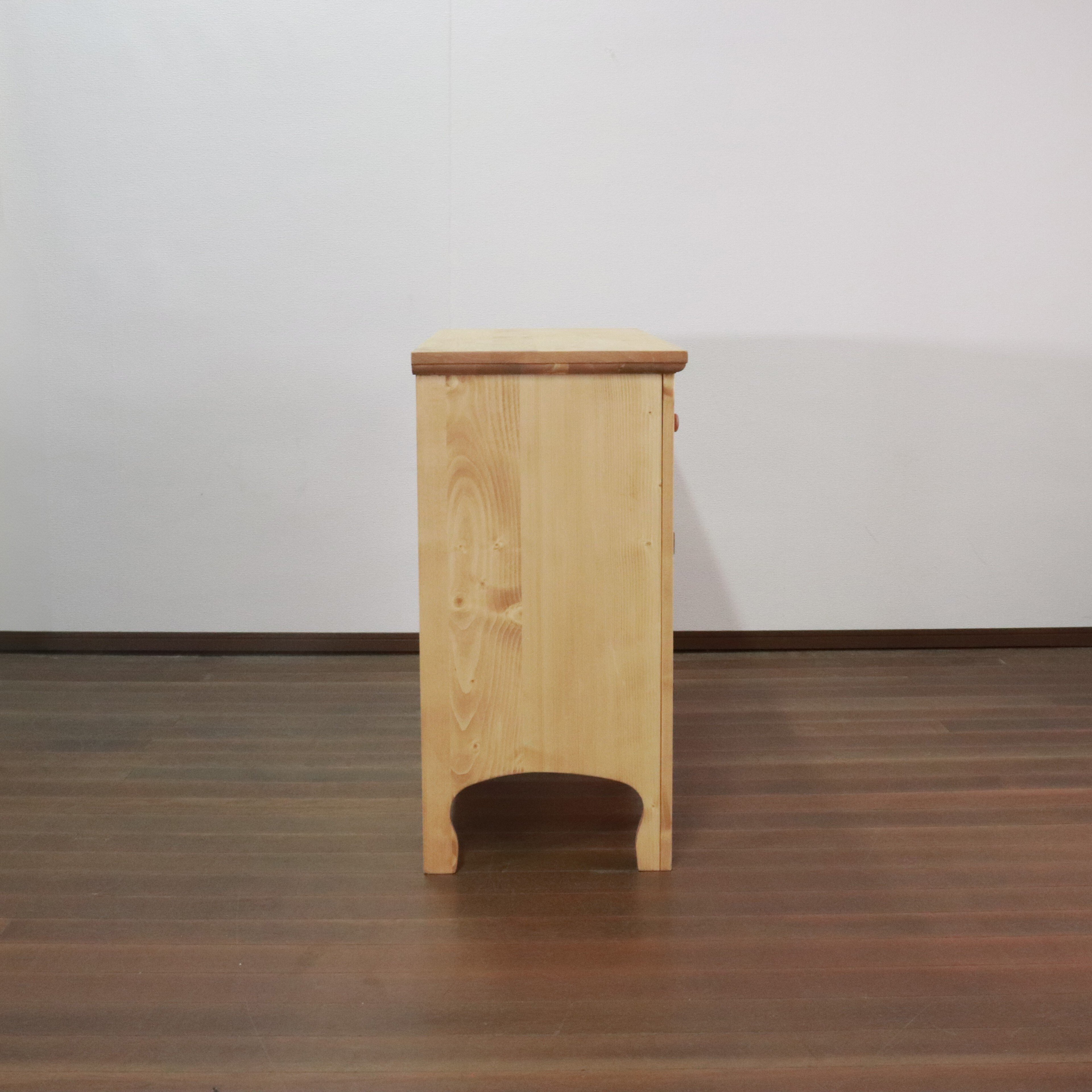 キャビネット FARMER 完成品 無垢材 パイン材 天然木 W120xD45xH90cm 収納家具 リビング収納 収納棚 ライトブラウン おしゃれ 新生活
