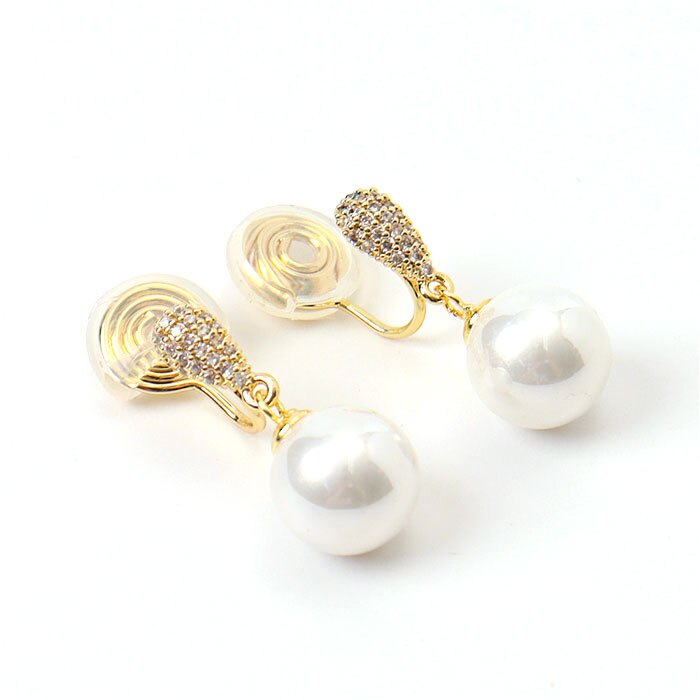 パール ピアス 通販 揺れるピアス イヤリング 耳飾り アクセサリー シンプル 大人っぽい 上品 きれいめ おしゃれ かわいい 結婚式 二次会 入学式 卒業式 入園式 卒園式 フォーマル 冠婚葬祭 贈り物 女性 レディースアクセサリー レディースジュエリー