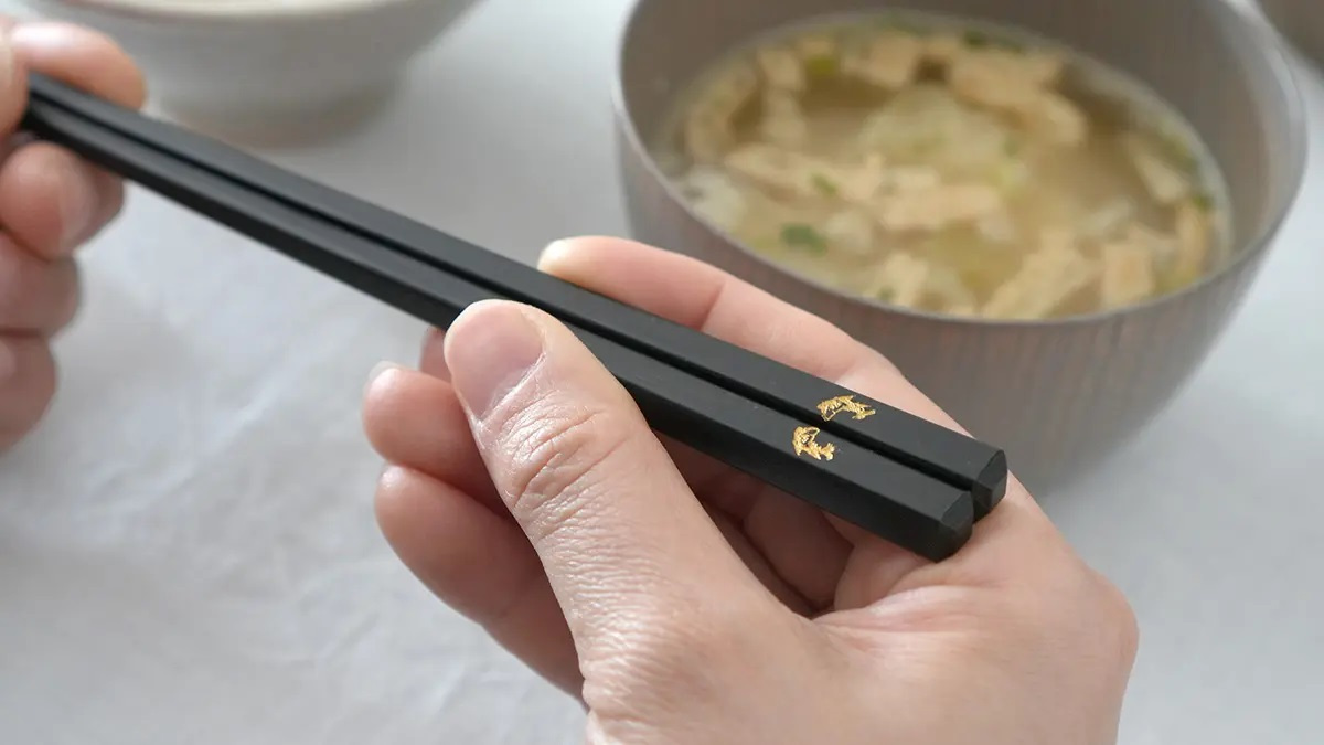 名古屋のお箸 / 黒檀 / ペア桐箱入り【送料無料（北海道・沖縄を除く）】
