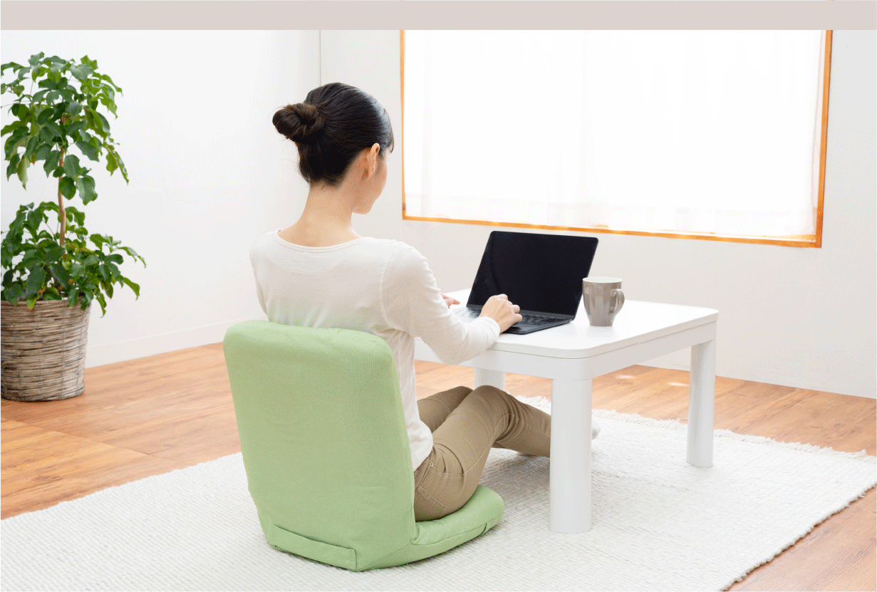 座椅子 からだスッキリ座椅子 ホグレッシュ PROIDEA プロイデア 背中刺激 6つの突起 姿勢サポート 骨盤サポート 折りたたみ コンパクト 持ち手付き 耐荷重100kg リラックス デスクワーク 在宅ワーク ブラウン グリーン 母 父 ご両親 祖父母 誕生日 敬老の日 プレゼント ギフト