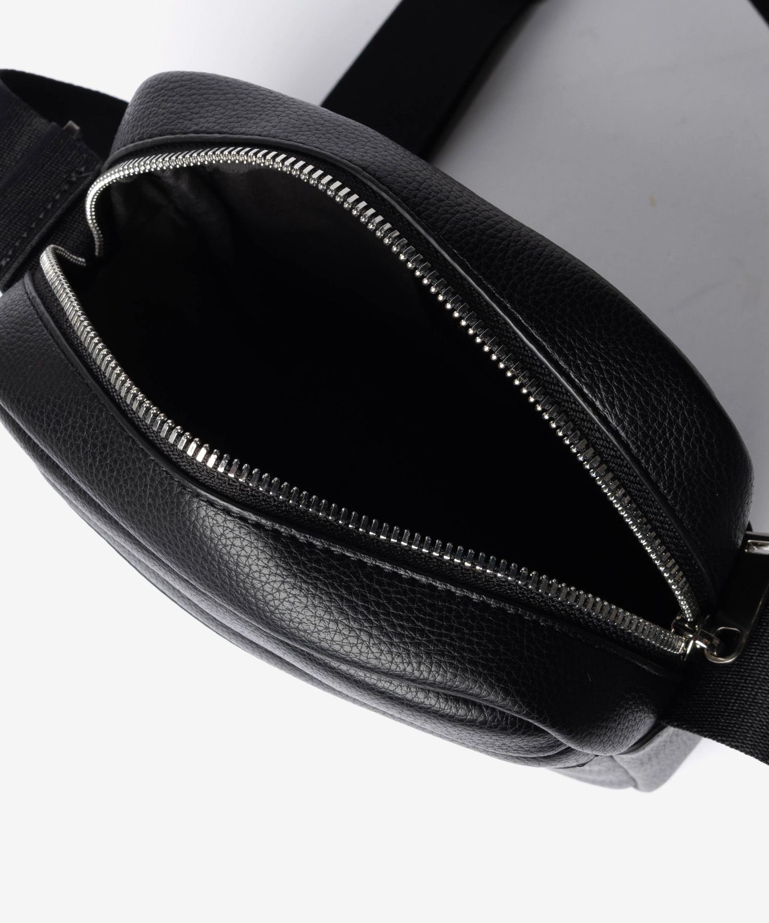 カルバンクライン Calvin Klein RAISED REPORTER レイズド リポーター LV04D3160G ショルダーバッグ メンズ バッグ