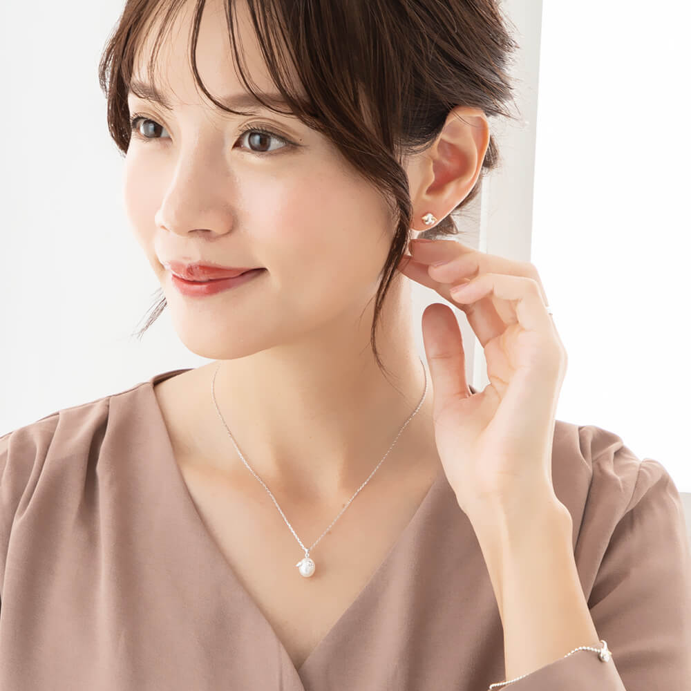 天使の卵 ピンクシルバー レディース ピアス【ten315ps】 シンプル 人気 ギフト 誕生日 女性 彼女 プレゼント 誕生日プレゼント 送料無料 ギフトラッピング 付 おすすめ プレゼント 人気 ブランド 夏アクセサリー ご褒美ジュエリー 彼女 ギフト バースデー ギフト 記念日