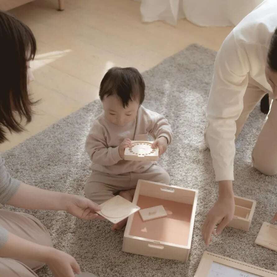 IKONIH ベビー 国産ひのきのメモリアルボックス 成長記録 無塗装 アイコニー（収納ケース 身長計タペストリー 乳歯ケース へその緒・ファーストヘアケース）ギフト プレゼント 出産祝い