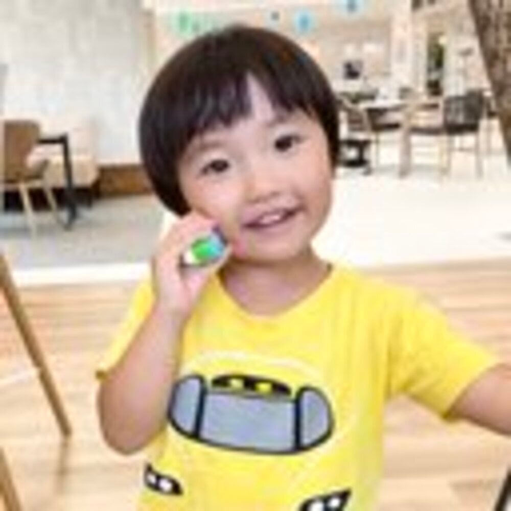 飾れる 名入れクレヨン 誕生日プレゼント クレヨン キッズ 出産祝い 女の子 男の子 1歳 2歳 3歳 知育玩具 ギフト プチギフト かわいい