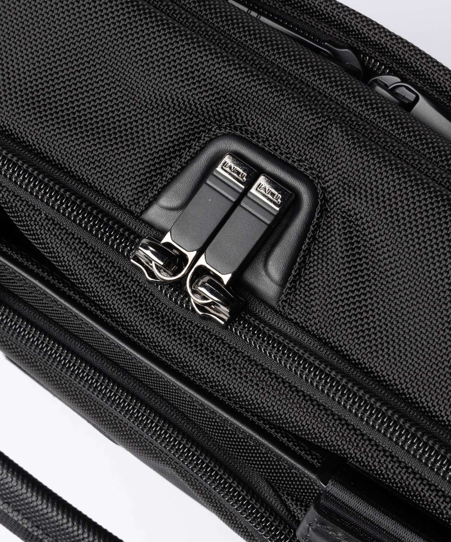 トゥミ TUMI ALPHA アルファ 3-WAY CONVERTIBLE BRIEF スリーウェイ コンバーチブル ブリーフケース 02603182D4 158962 ビジネスバッグ ショルダーバッグ ブリーフ 通勤 メンズ バッグ ブラック