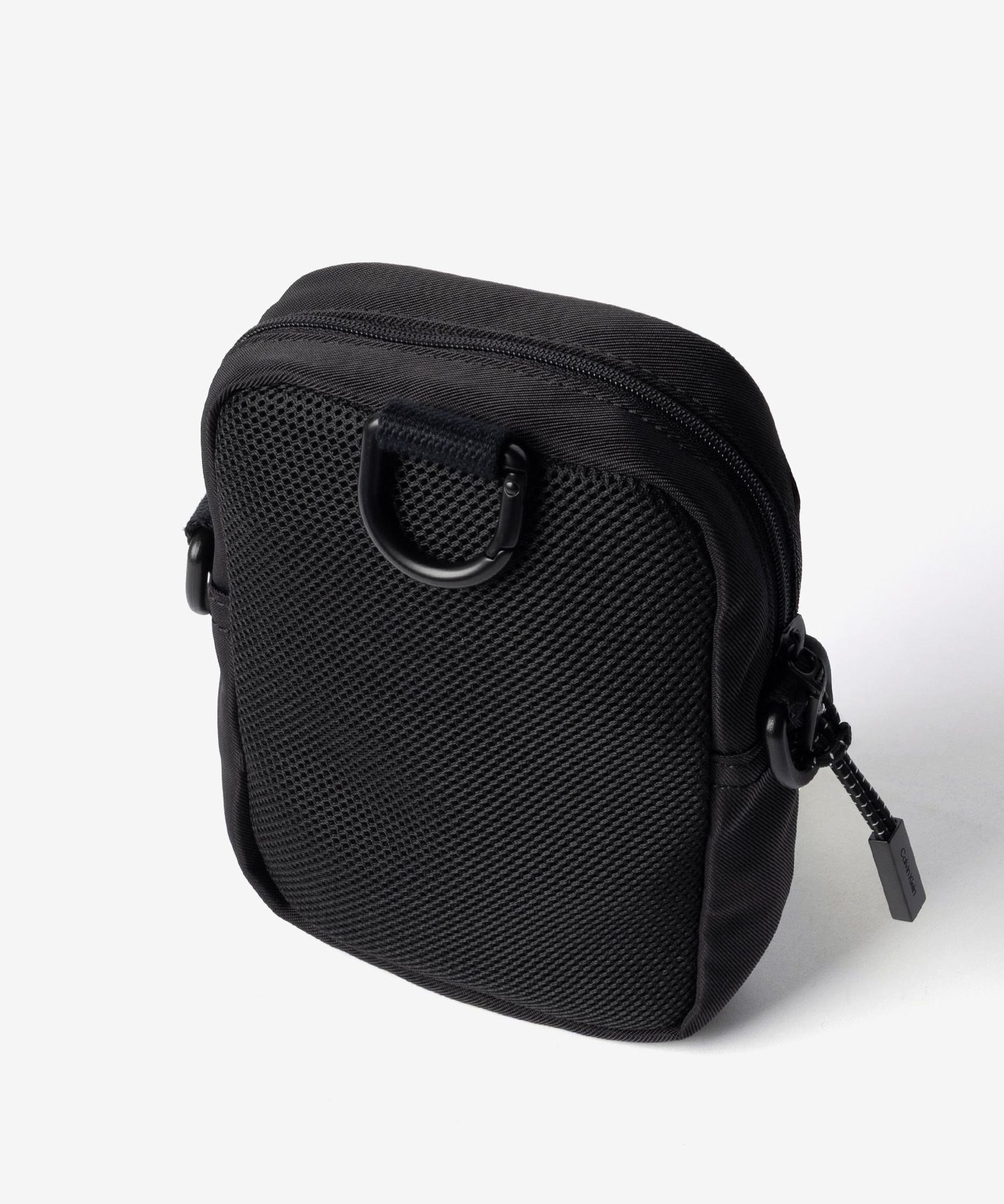 カルバンクライン Calvin Klein BOLD LOGO NYLON SLIM REPORTER ボールド ロゴ ナイロン スリム レポーター LV04D3231G ショルダーバッグ メンズ バッグ