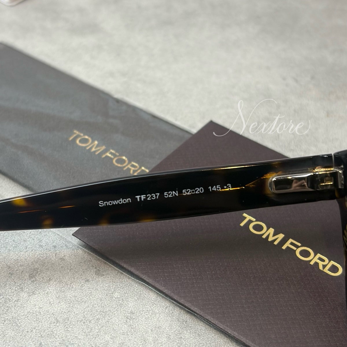 【並行輸入品】【正規品・新品 箱付き】TOMFORD トムフォード TF237 FT237 52N イタリア製 サングラス メガネ 眼鏡 メンズ レディース TOM FORD トム フォード 伊達メガネ