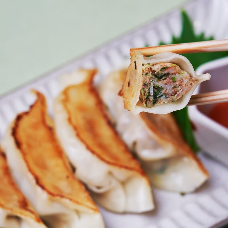 辛味噌ゆず餃子・本鰹だし餃子各10個／Spicy Miso Yuzu Gyoza・Katsuo Dashi Gyoza 10pcs each 入学祝 卒業祝 誕生日祝 結婚祝 お祝い 父の日 母の日
お中元 お歳暮 お年賀 お礼 贈答品 贈答用 ギフト プレゼント 贈り物 