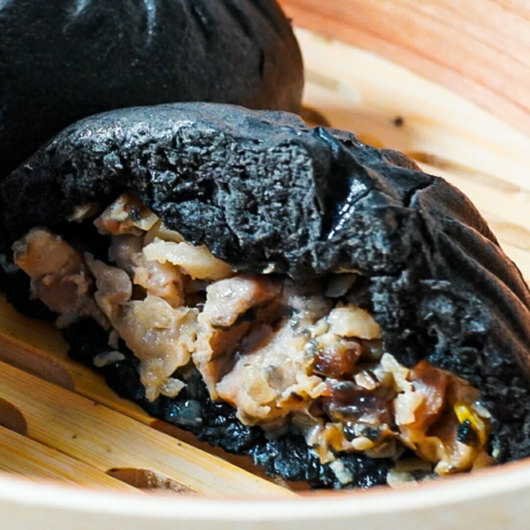 元祖！神楽坂五〇番 中華まん 6個セット 選べる5種 肉まん あんまん 黒豚肉まん 五目まん 食べ比べ 冷凍 お取り寄せ 点心 中華まんじゅう 老舗 鹿児島県産豚 具だくさん レンジ 簡単 詰め合わせ ギフト プレゼント 内祝い お歳暮 お中元 東京土産 神楽坂五十番 創業昭和32年