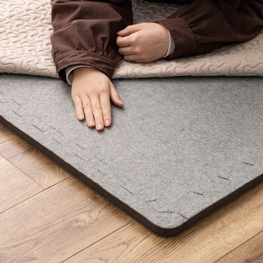 ラグ カーペット 【4枚セット】ジョイントアンダー 厚み増し太郎 アツマシ 約61×61cm の下に敷くマット ジョイントマット ジョイント式 下敷き 防音 滑り止め ふかふか 厚手 低反発