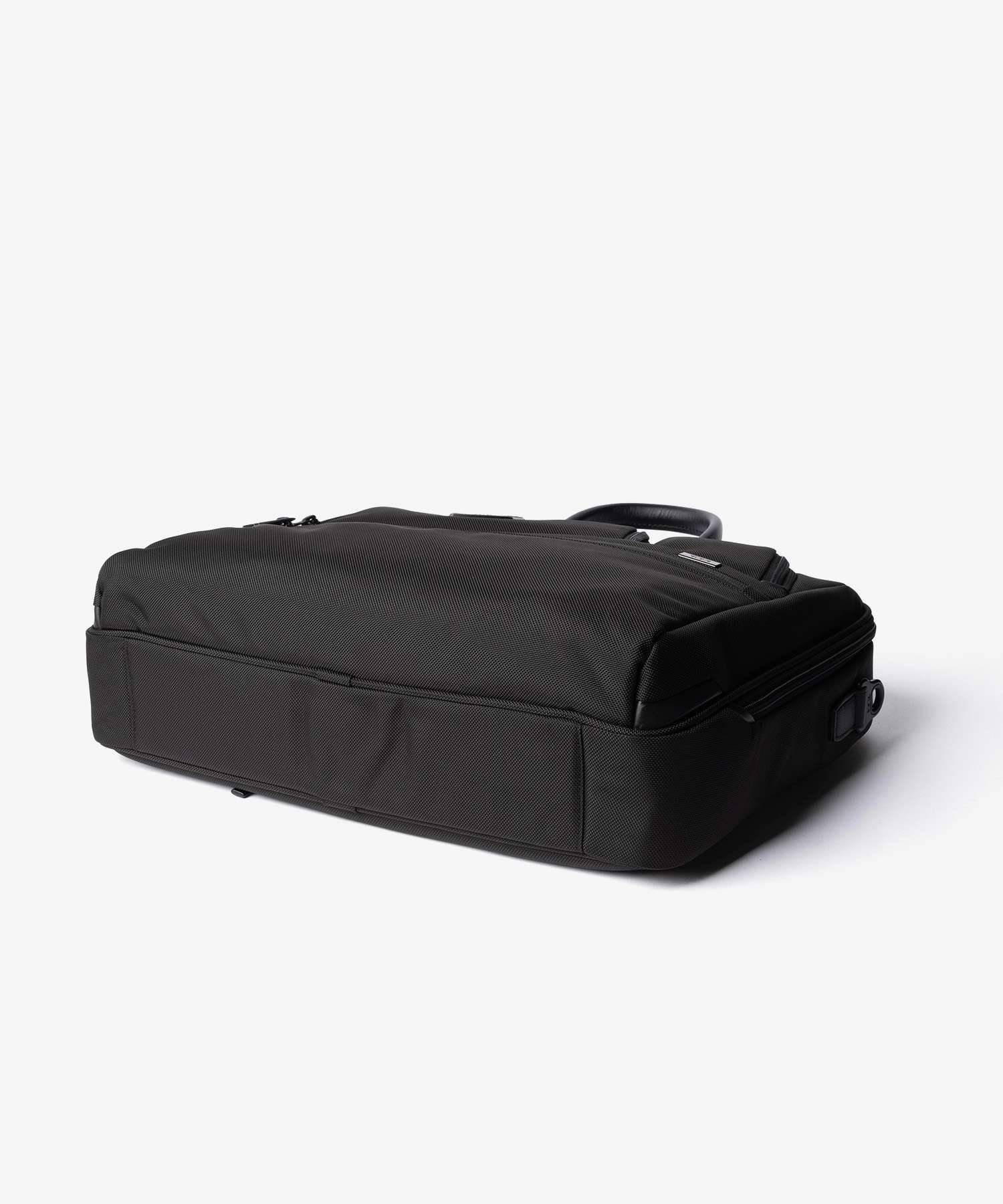 トゥミ TUMI ALPHA アルファ LARGE 17 BRIEFCASE ラージ 17インチ ブリーフケース 02603114D4 158967 ビジネスバッグ 通勤 メンズ バッグ ブラック