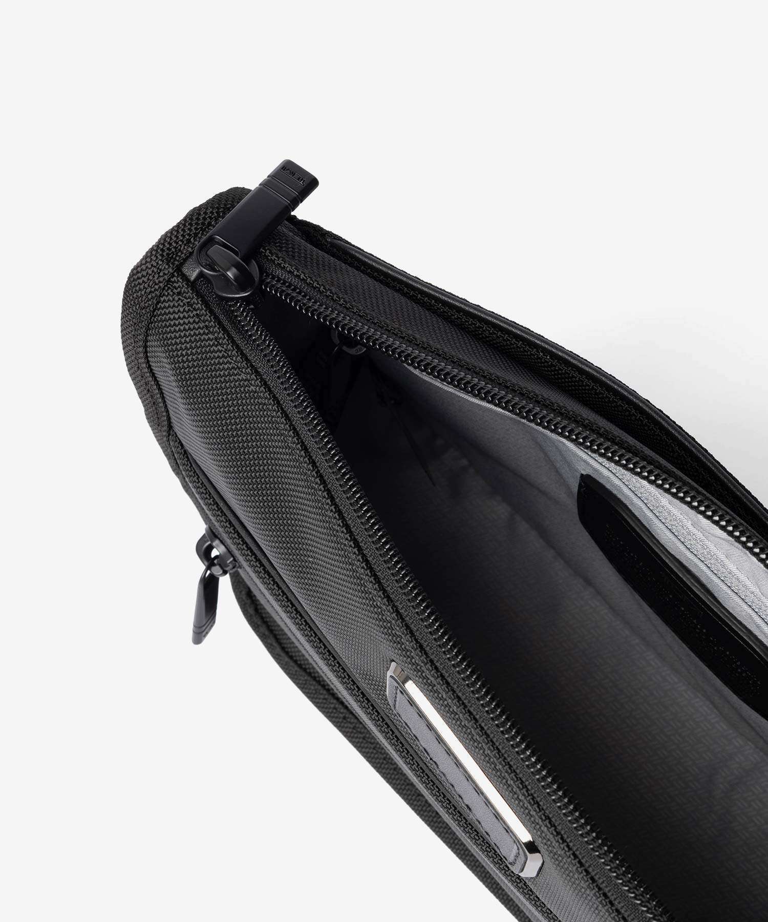トゥミ TUMI ALPHA アルファ CONV CLUTCH CROSSBODY コンバーチブル クラッチ クロスボディ 02203725D4 158984 ショルダーバッグ メンズ バッグ