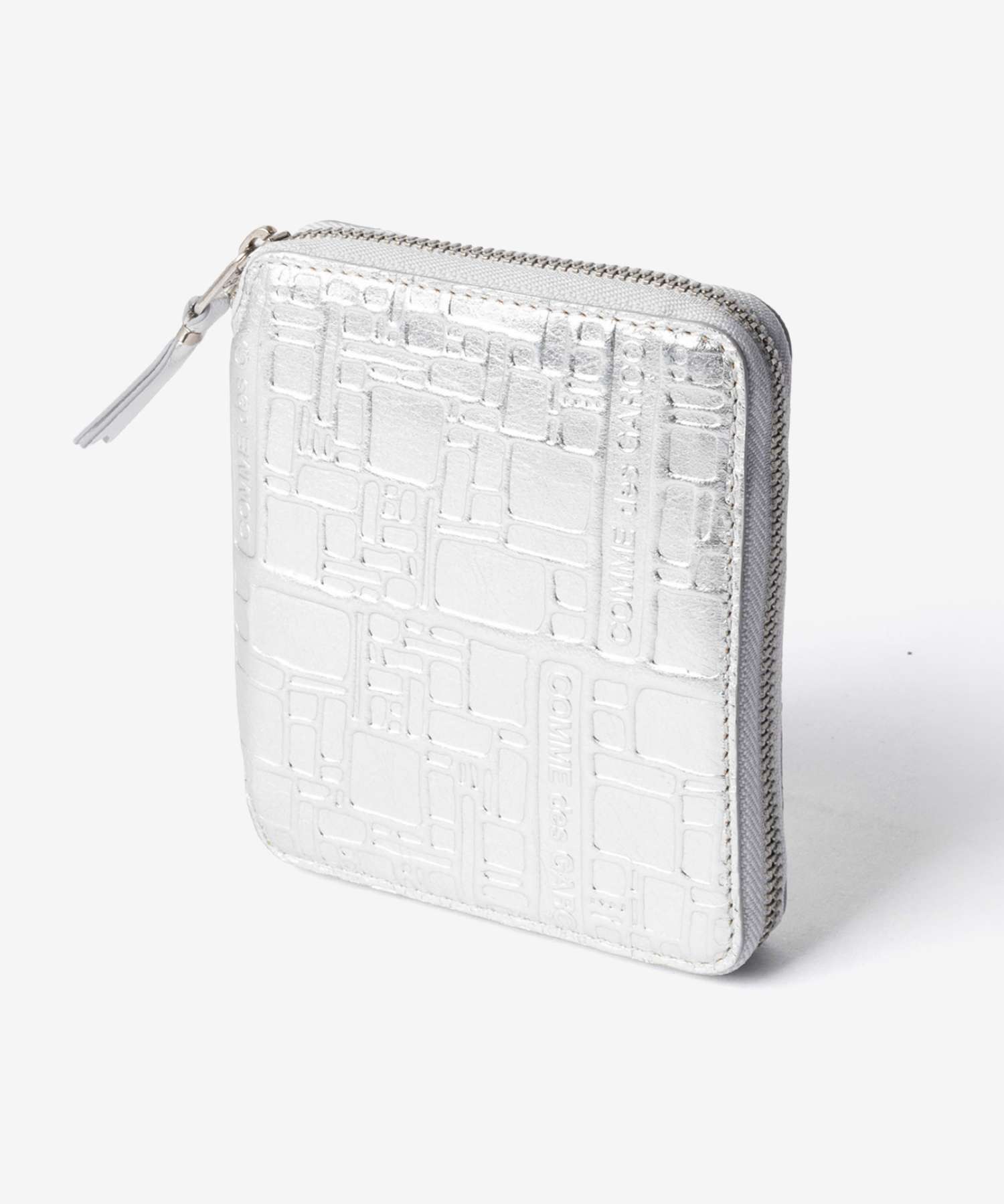 コムデギャルソン COMME DES GARCONS EMBOSSED LOGOTYPE エンボス ロゴタイプ Bifold Wallet 二つ折り財布 SA2100EG ユニセックス 財布