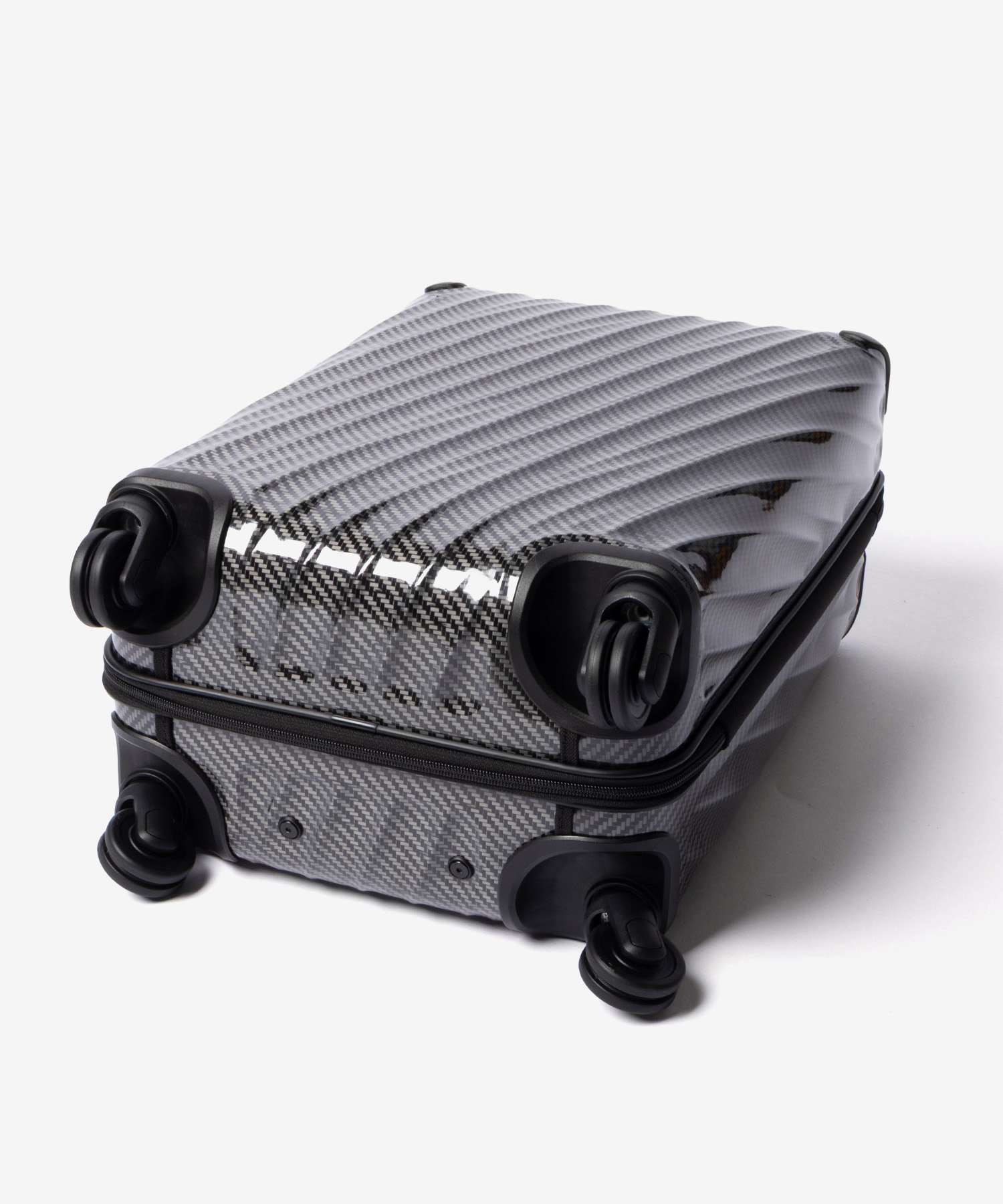 トゥミ TUMI 19 DEGREE LITE ディグリー ライト INTERNATIONAL CARRY-ON インターナショナル キャリーオン 34L 037401DGT 037401TITG 154200 キャリーバッグ スーツケース ユニセックス バッグ