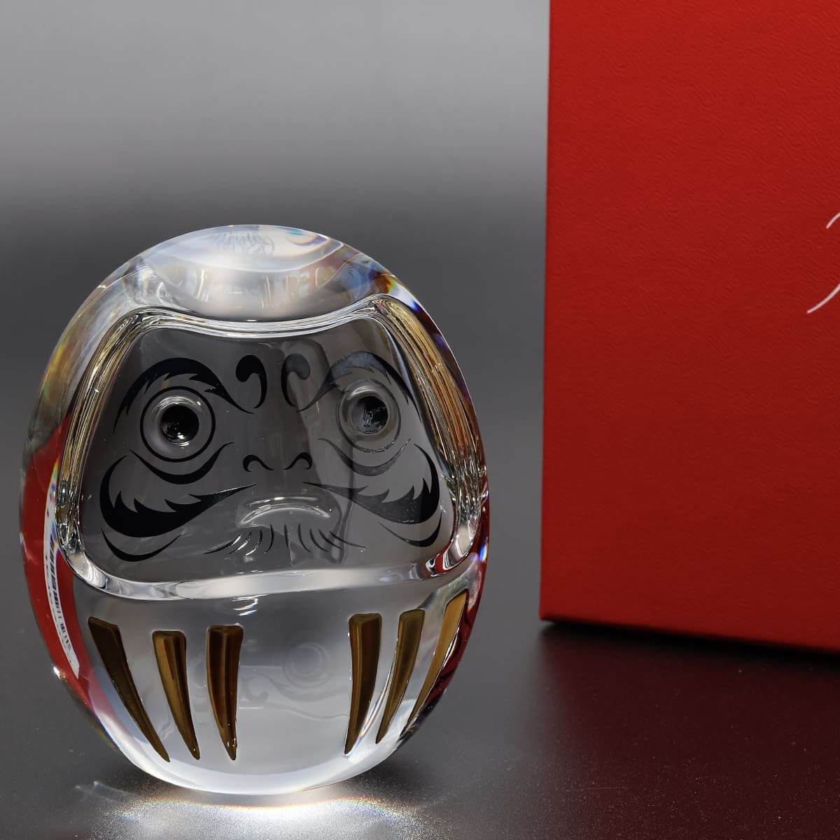 名入れ バカラ ダルマ 2815753 Baccarat だるま 達磨 クリスタル 置物 フィギュリン クリア ゴールド 正規品 開運祈願 七転び八起 商売繁盛 開店祝い 開業祝い 還暦祝い ギフト プレゼント