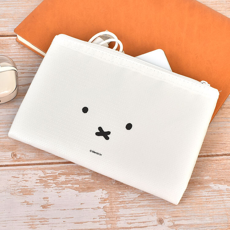 セーフティポーチ 防火ポーチ モバイルバッテリー サンリオ ミッフィー ハローキティ クロミ シナモロール miffy Sanrio キャラクター かわいい おしゃれ グルマンディーズ 難燃ポーチ ガジェットポーチ 防炎ポーチ 耐火ポーチ セーフティバッグ 充電器 火事 火災 発火 防止