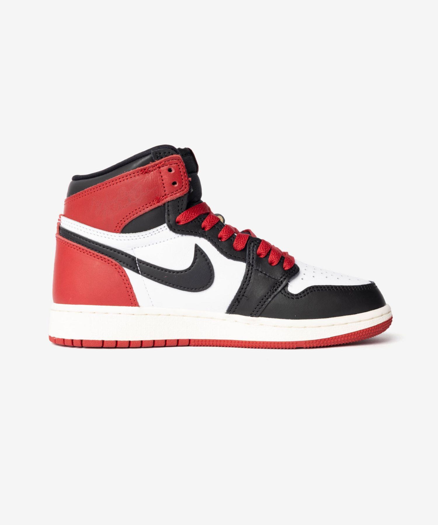 ナイキ NIKE AIR JORDAN 1 RETRO HIGH OG GS BLACK TOE REIMAGINED エアジョーダン レトロ ハイ オージー FD1437 スニーカー ハイカット つま黒 ジュニア キッズ レディース シューズ AJ1