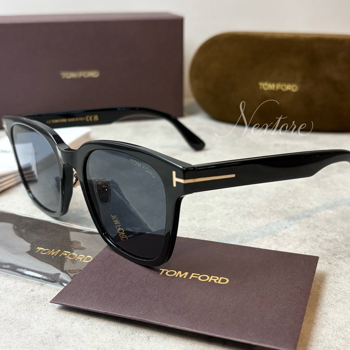 【並行輸入品】【正規品・新品 箱付き】TOMFORD トムフォード TF1239K FT1239K 01A イタリア製 サングラス メガネ 眼鏡 メンズ レディース TOM FORD トム フォード 伊達メガネ