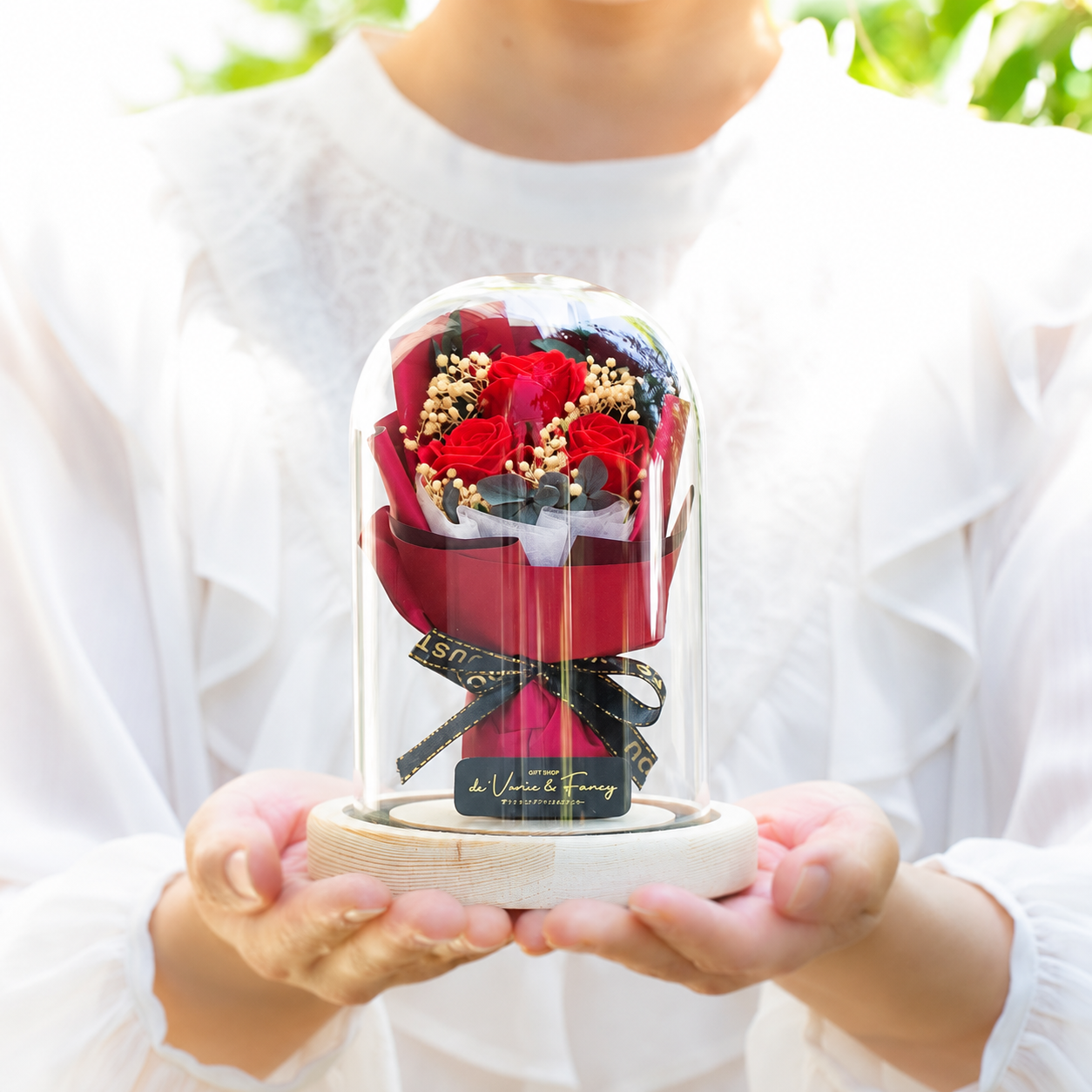 デバリエ hi-01 ソープフラワー フラワードーム 薔薇 花束 天然木 ガラス 誕生日プレゼント 女性 花 彼女 クリスマスプレゼント ホワイトデーお返し 結婚 記念日 お見舞い 贈り物 デバリエオリジナル