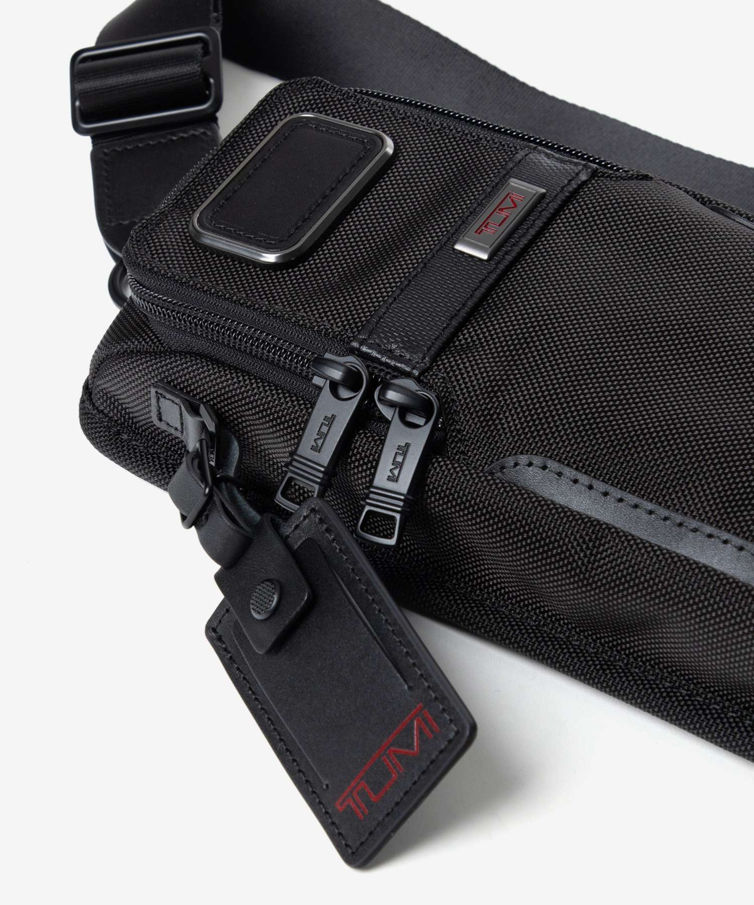 トゥミ TUMI Alpha アルファ COMPACT SLING コンパクト スリング 02603585D3 142398 02603585MTGY3 148603 ボディバッグ ショルダーバッグ メンズ バッグ