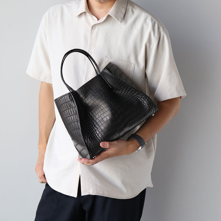 スモール クロコダイル メンズ トートバッグ 日本製 2way ポロサス センター取り マグネットボタン式 内装 ラムレザー ポーチ付き B5 サイズ 対応 斜め掛け ショルダーベルト付 保証書付 プレゼント ギフト 4FA(06001964-mens-1r)