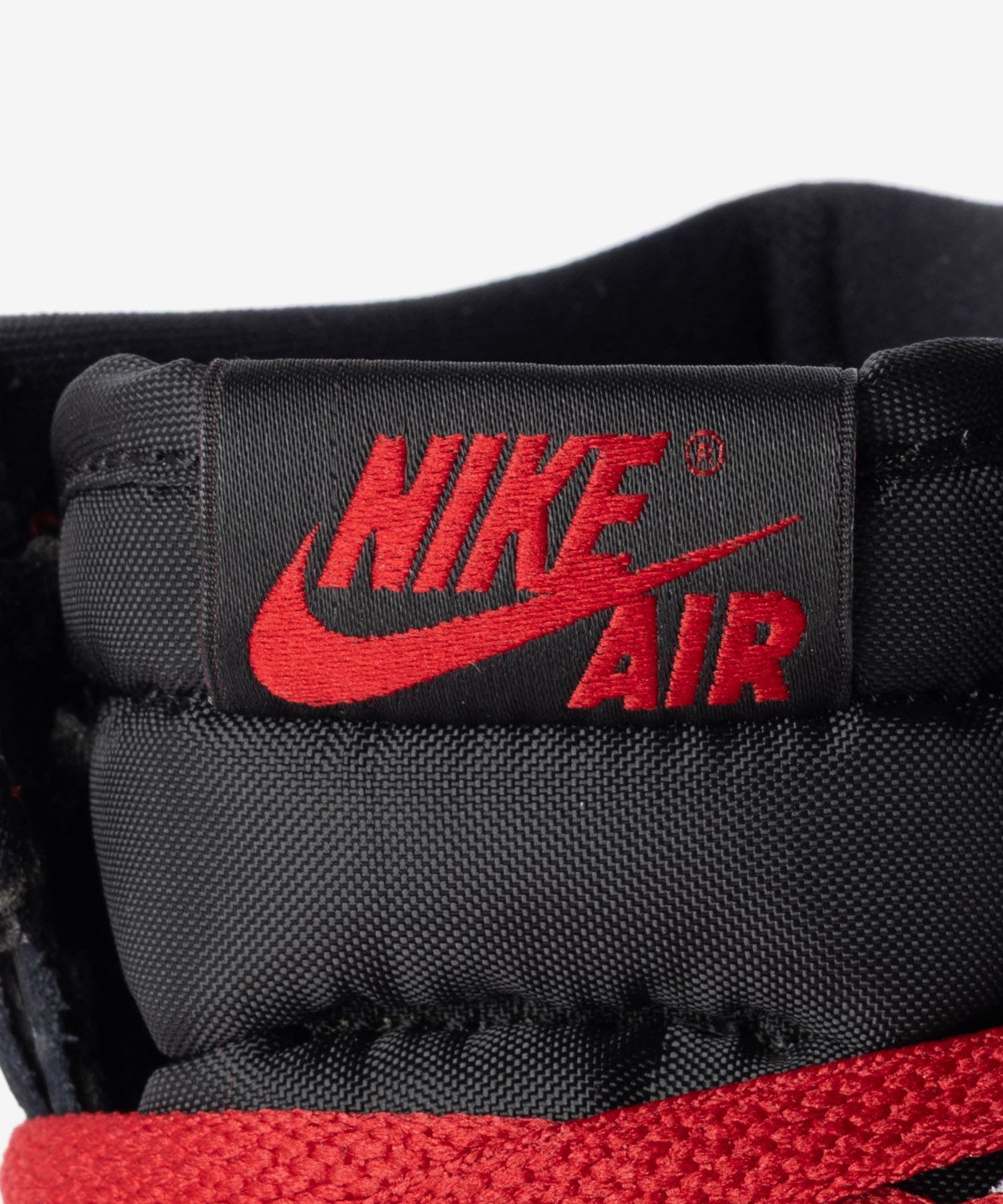ナイキ NIKE AIR JORDAN 1 RETRO HIGH OG GS BLACK TOE REIMAGINED エアジョーダン レトロ ハイ オージー FD1437 スニーカー ハイカット つま黒 ジュニア キッズ レディース シューズ AJ1